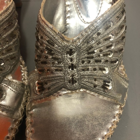 New Lena Luisa Gold Sandals #7 - Picture 7 of 7